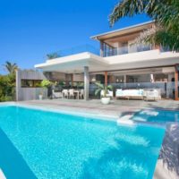 サーファードリーム!ジュリアン・ウィルソンの豪邸が売り出し中