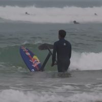 やっぱり凄い!カイ・レニーのフランスでのフォイルサーフィン動画