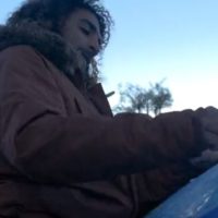 フランスのパワフルウェイブでツインフィン!アドリアン・トヨンのストーリー