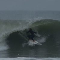 スタブハイで一躍注目のエイトン・オズボーン!ホームでのフリーサーフ動画