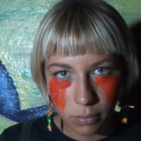 アーティストサーファーのジャリーサ・ヴィンセントがビラボンへ！ウェルカム動画