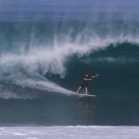 18/19年WOTW11月のトップ5動画が発表!25日のパイプラインがメイン