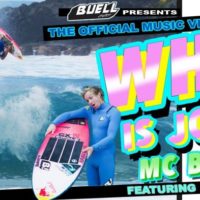 ジェイミー・オブライエンがMVに!ビューエルウエットスーツのプロモ動画