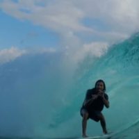 お手頃サイズのタヒチ!?アドリアン・トヨンのチョープー動画