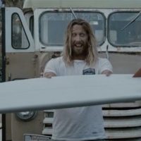 過去数年のアッシャー・ペイシー！トリップ時のフリーサーフィン動画