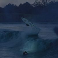 ヤゴが半端じゃないロストライダーのBSRサーフリゾートでのサーフ動画