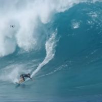 18/19年WOTW12月はカム・リチャーズ!パイプラインでのロングバレル