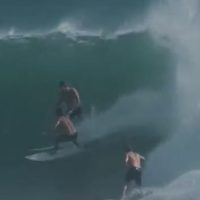 ゴールドコーストに入ったサイクロン「Oma」スウェルのベストライド動画