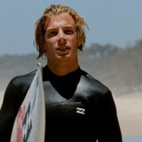 真夏のゴールドコースト！カイ・ヒンによるホームでのフリーサーフ動画