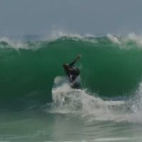 ローワーズを切り裂くBSアタック！キャロリン・マークスのフリーサーフ動画