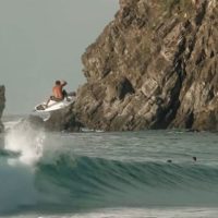 ブラジルQS出場のイタロ・フェレイラによる会場でのフリーサーフ動画