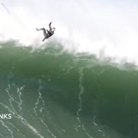 ヤバすぎるワイプアウト!主にビッグバレルシーンを集めたコンピ動画