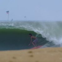 マイケル・フェブラリーが西アフリカの無人パーフェクトライトをスコア