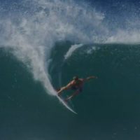 コナー・コフィンによる世界各地での2018年フリーサーフィン動画