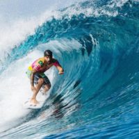 スタートはスモールコンディション:2019年メンズCT第7戦「タヒチプロ」初日