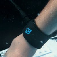 ノーリーシュのような感覚のリーシュコード!クリエイチャーズのスーパーライト