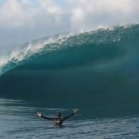 パドルで手が付けられないスウェルがヒットした8月27日のチョープー