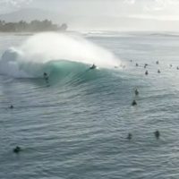 ハワイへ19/20年シーズンの1stスウェルがヒット!パイプライン動画