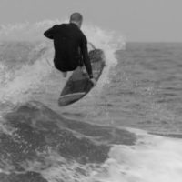 チッパ・ウィルソンのエアリアル動画！アデリオのプロモーション