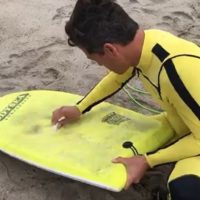 キャッチサーフでオリジナルスタイル！カラニ・ロブのボディボード動画