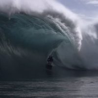 目が離せないビッグバレルの連続!ラッセル・ビールキ最新動画「FLOW STATE」