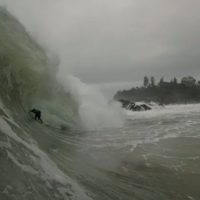 パーコなど登場!サイクロンスウェルがヒットしたスナッパーロックス動画