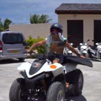 フリーサーファーのメイソン・ホーがタヒチQSイベント優勝!Vlog動画