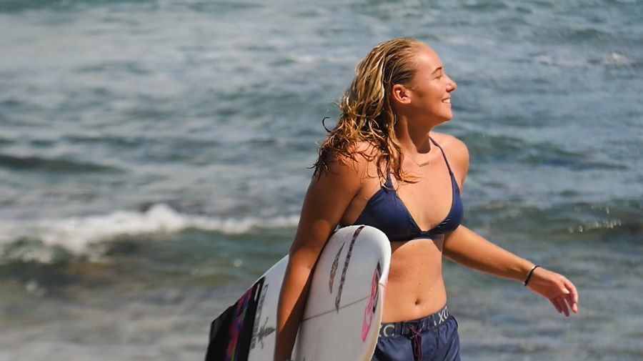 ハワイのパワフルな若手女性 サマー マセドのフリーサーフィン動画 サーフィン動画ニュース World Surf Movies