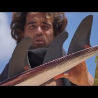 メイソン・ホーがFCSの最新フィンモデル「H4」をテスト!レビュー動画