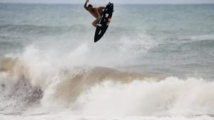 格安世界チャンプイタロフェレーラ37インチサーフィンの陸トレに最高黒