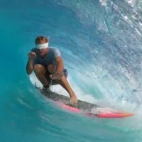 有名Youtuberとコラボや目隠しバレルなど！JOBがパームスプリングスのウェイブプールへ