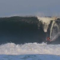 ビッグバレルを求めてメキシコへ!クロスビー・コラピントのフリーサーフ動画