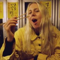 ローラ・エネヴァーが日本へ!ビラボンウイメンズの「Know The Feeling」