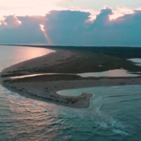 世界一ダイナミックなビーチのNC州ケープポイント！ブレット・バーリーの解説動画