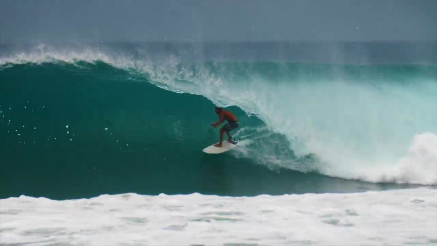 年中オフショアの中米ニカラグア シーズンの波動画やドローン問題など サーフィン動画ニュース World Surf Movies