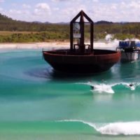 サーフ・レイクスがテスト稼働を実施!改良された人工波でのテストライド動画