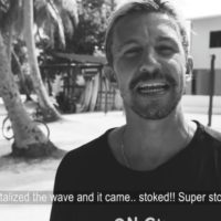 ロックダウンでモルディブに取り残されたサーファーのストーリー動画