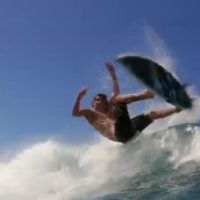 ハワイでのウォーターショット満載!クレイ・マルゾのフリーサーフィン動画