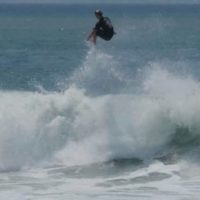 バリ島クラマスでオールマニューバ!クロスビー・コラピントのフリーサーフ動画