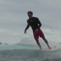 CIのハイブリッドツイン「Fishbeard」:ジークとパーカーのフリーサーフ動画