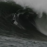 マーヴェリックスでは珍しいトウインサーフ動画！カイやチャンボも出演