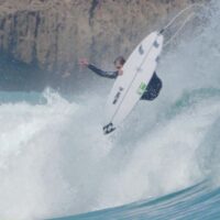 ニューカッスルで過ごしたコロナ禍のライアン・カリナンによるフリーサーフ動画