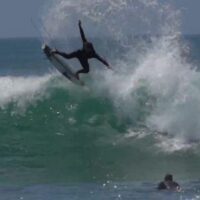 WSLファイナル舞台のローワーズに2021年シーズン初スウェル!フリーサーフ動画