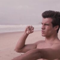 マテウス・ハーディのアートとサーフが融合のブラジル国内トリップ動画