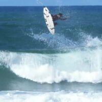 ノア・ベッシェンによるオアフ島ノースショアでの20/21年ハイライト動画