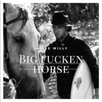 マット・ウィルキンソンがカントリーミュージシャンとしてデビューシングル発表