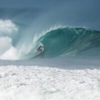 ナチョ・ゴンザレスがプエルト・エスコンディードへ！ビッグバレル動画