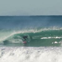 真冬の豪ナラビーンが炸裂!元CTサーファーローカルなどのフリーサーフ動画