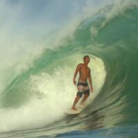 バリ島パダンパダンが炸裂!21年シーズン最大スウェルがヒットしたインドネシア