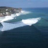 21年7月終わりにビッグスウェルがヒット!バリ島ウルワツのフリーサーフ動画